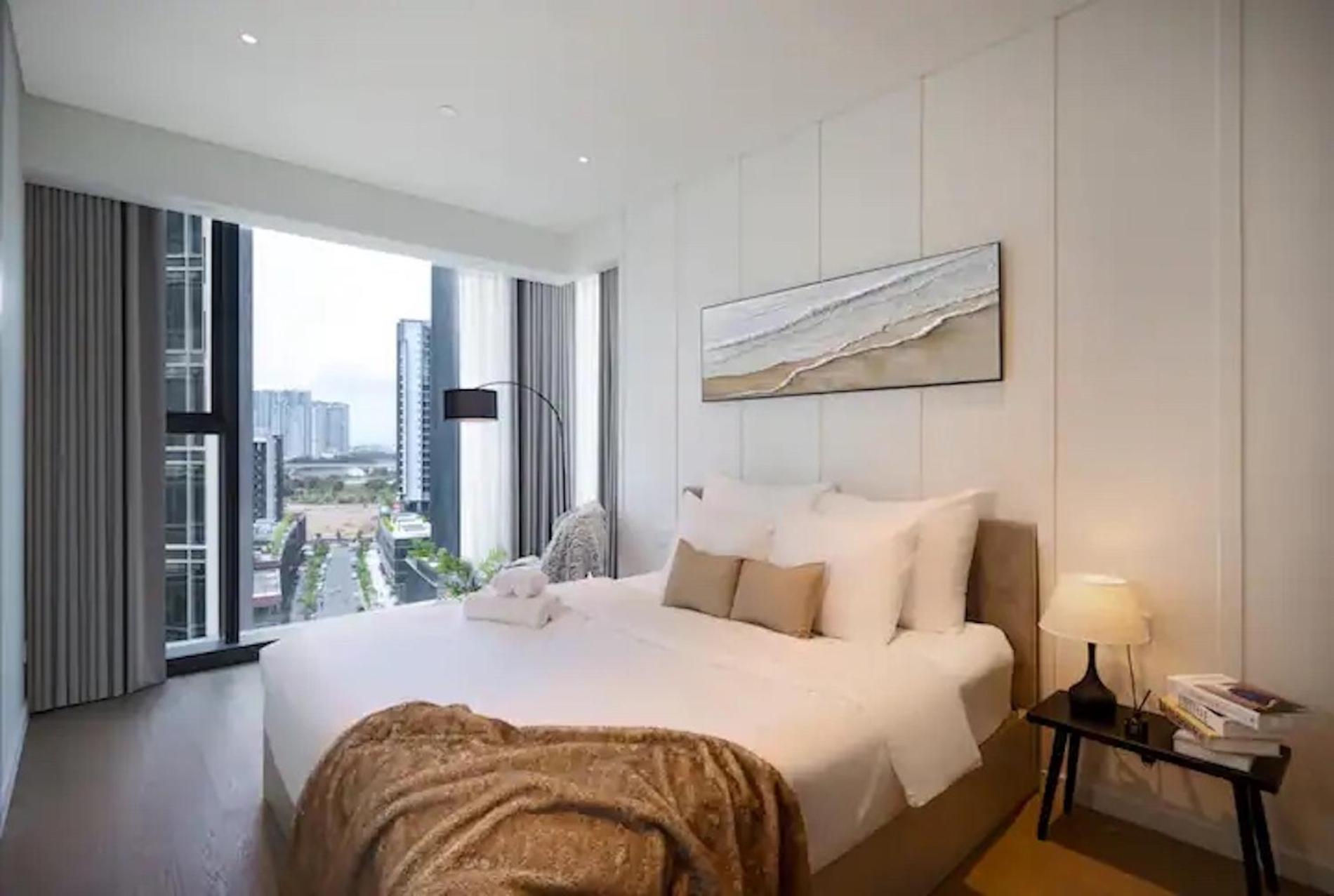 Zo Apartment Opera, Crest, Galleria -Central Saigon -Free Pool-Gym-Sauna Room-Yoga Room Ho Chi Minh-stad Buitenkant foto