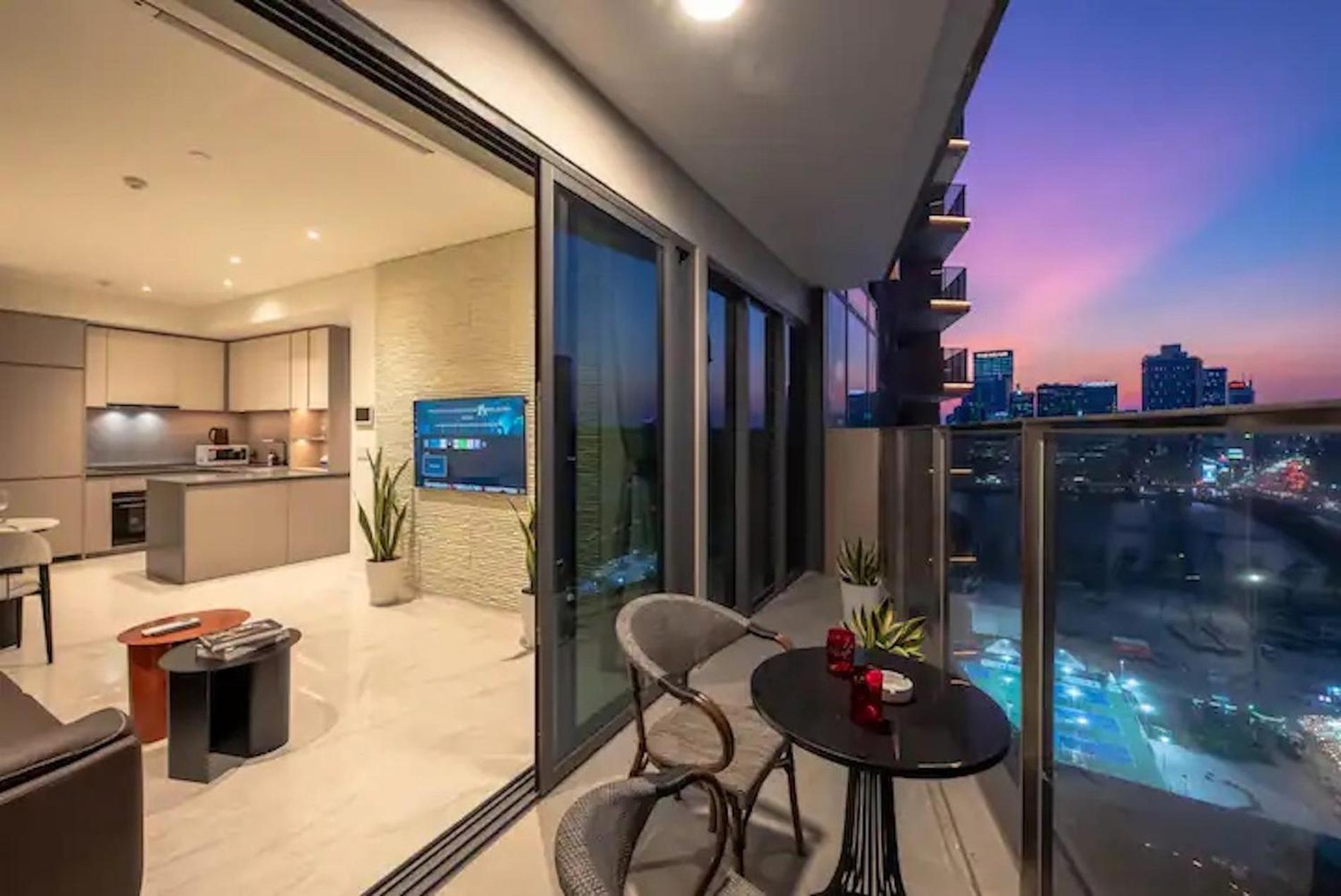 Zo Apartment Opera, Crest, Galleria -Central Saigon -Free Pool-Gym-Sauna Room-Yoga Room Ho Chi Minh-stad Buitenkant foto